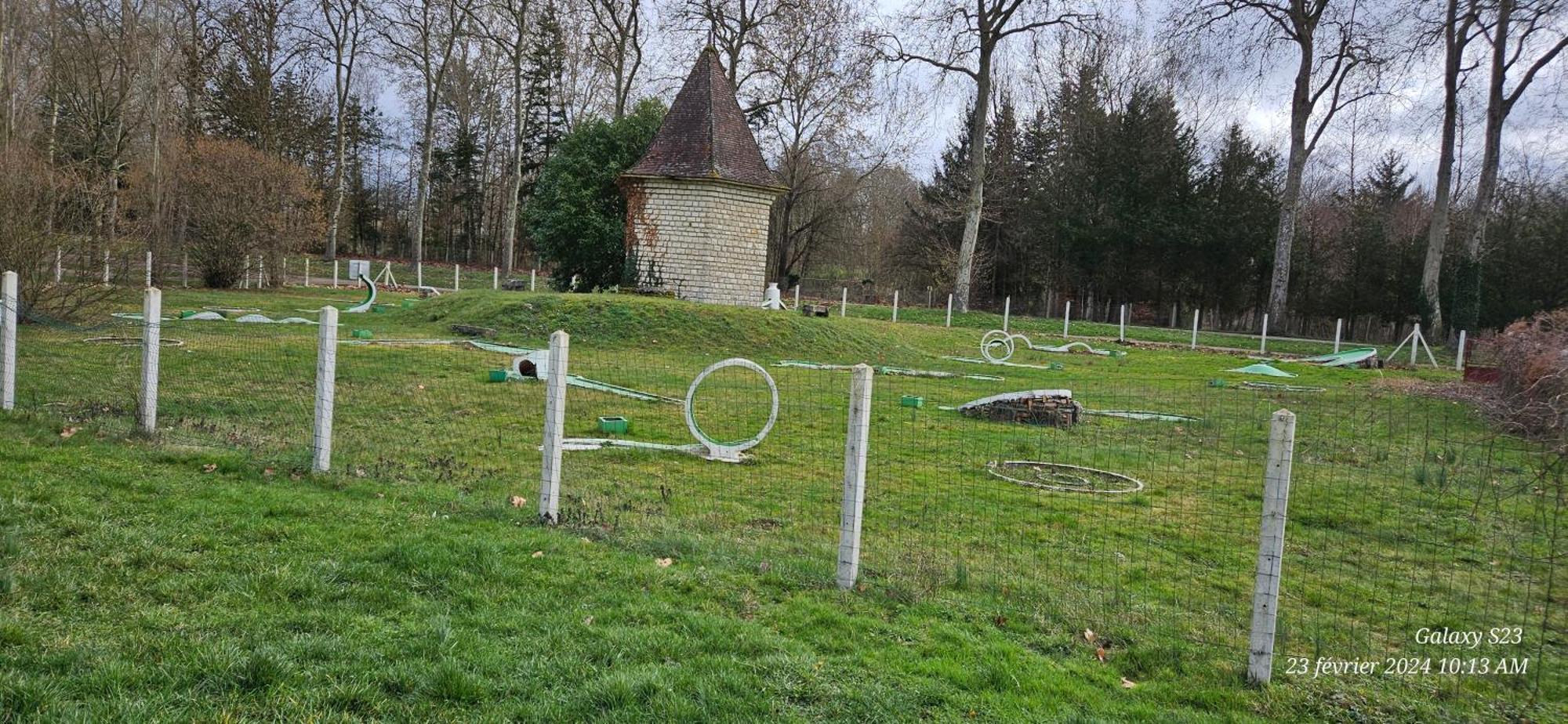 Pavillon Avec Jardin Clos Au Bord De L'Yonne Coulanges-sur-Yonne Exteriér fotografie